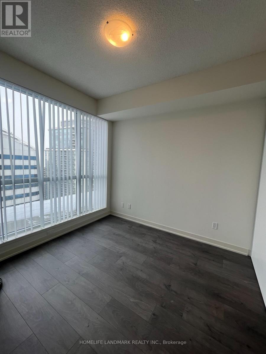 4955 Yonge Street — photo 8