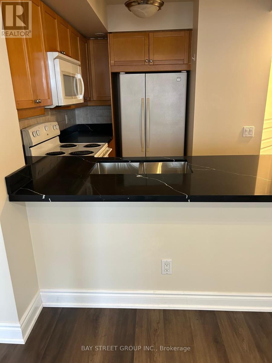 5 Northtown Way — photo 22