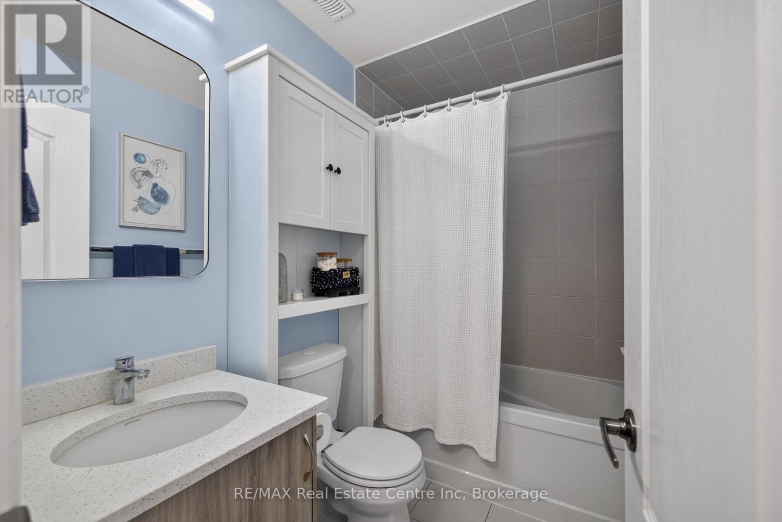 279 Law Drive — photo 16