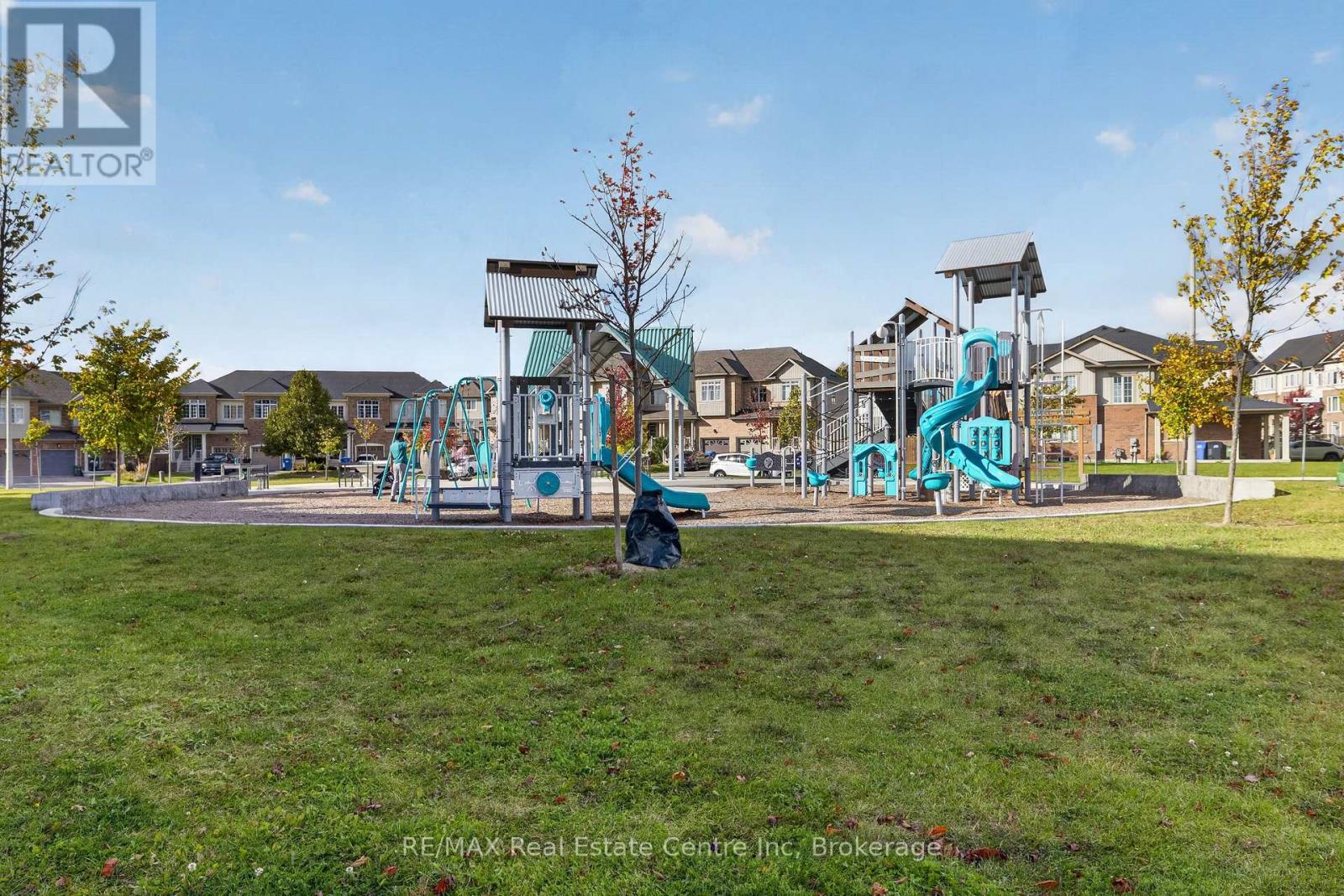 279 Law Drive — photo 23