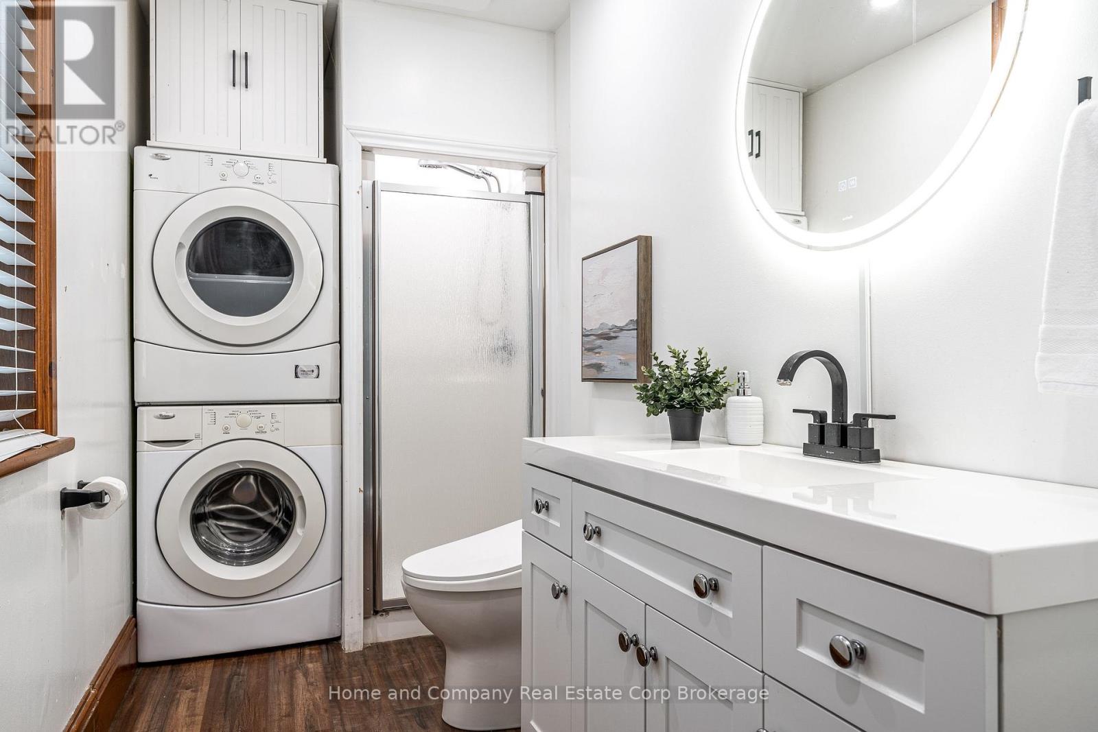 3 Daly Avenue — photo 22