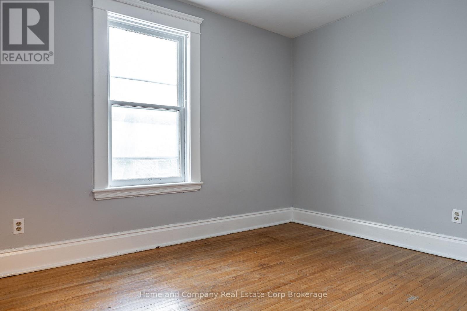 3 Daly Avenue — photo 25