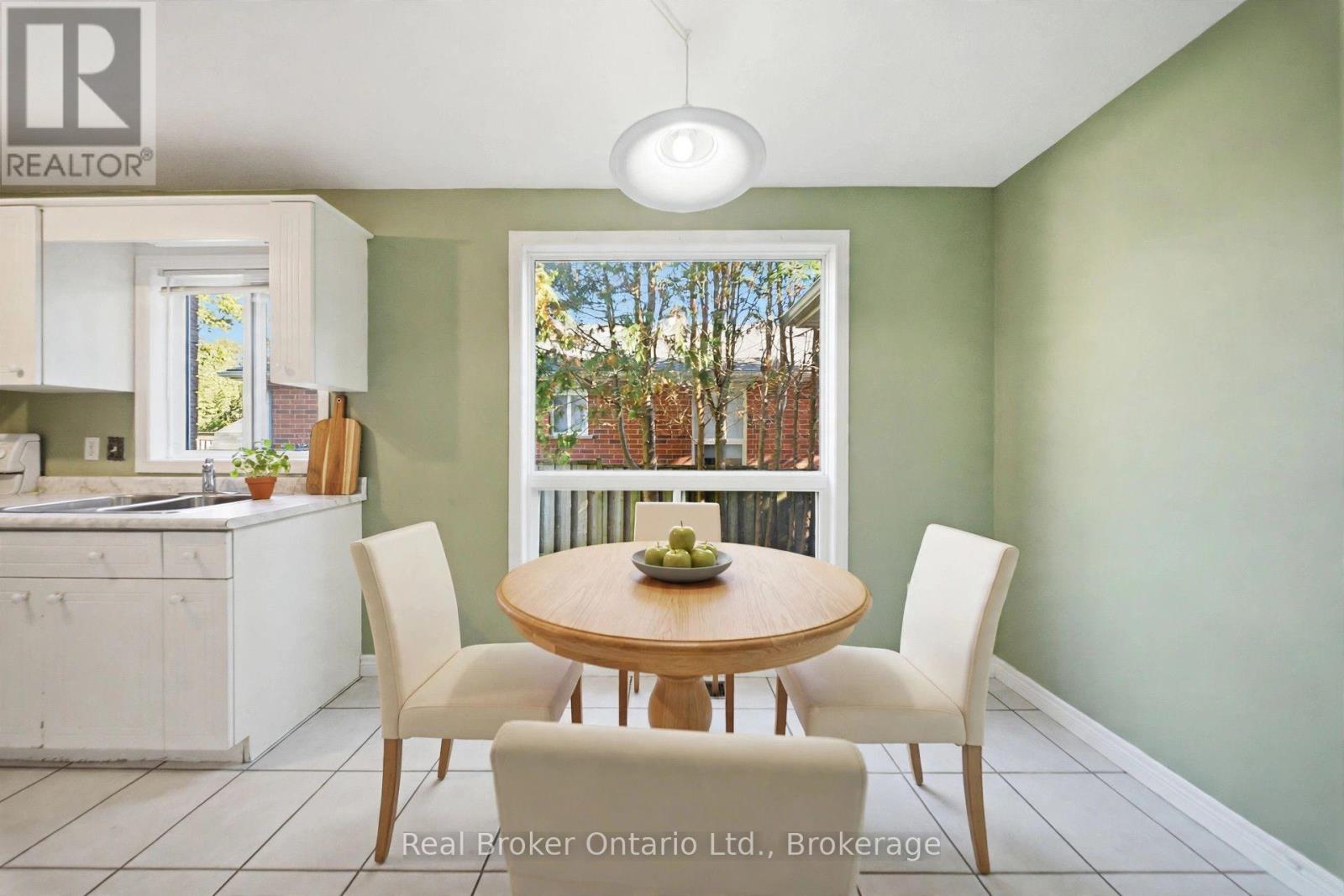 134 Bellamy Crescent — photo 10