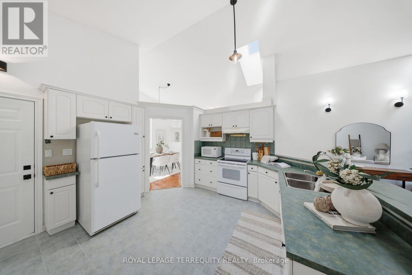 29 Ontoro Boulevard, Ajax, ON photo 18