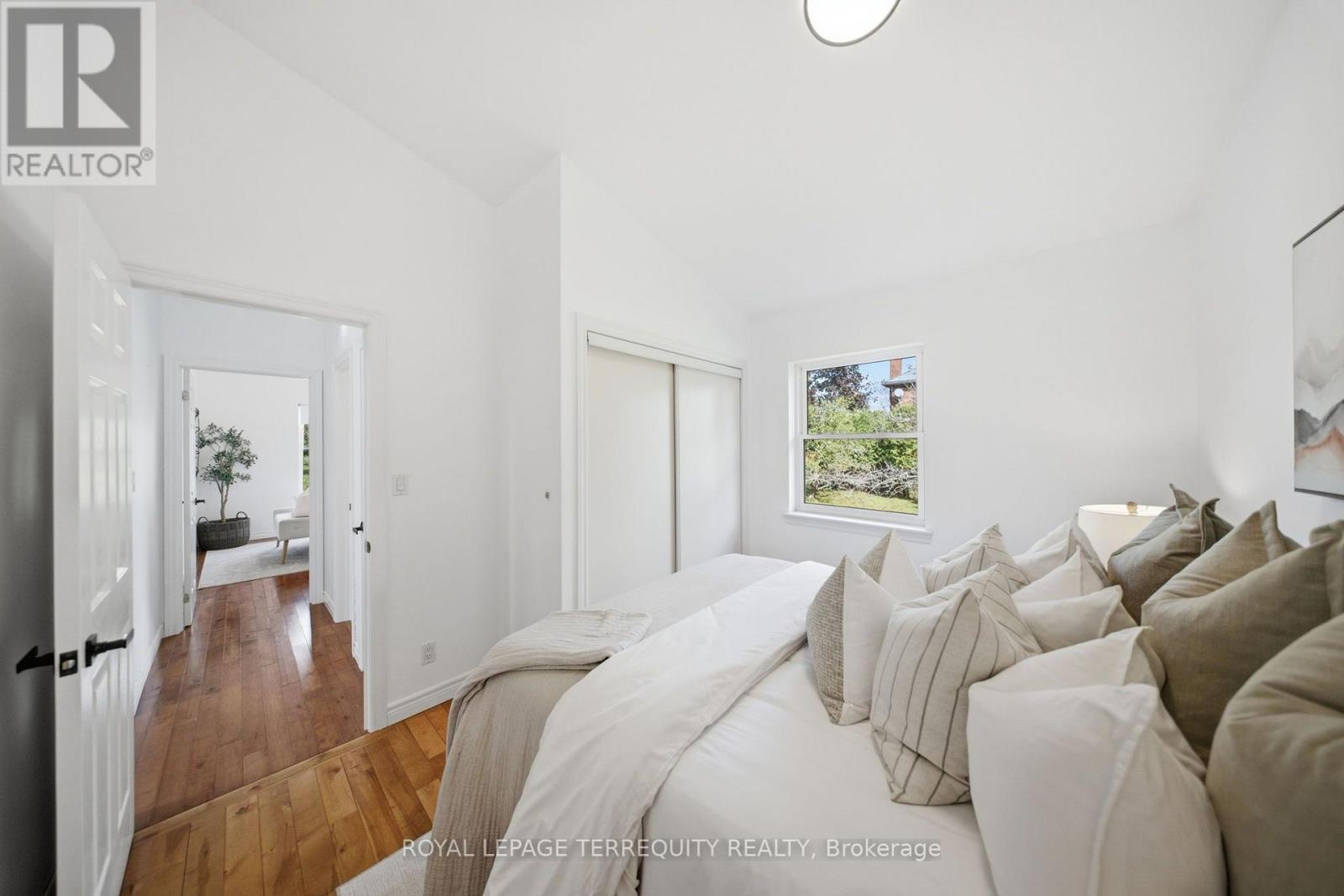 29 Ontoro Boulevard, Ajax, ON photo 31