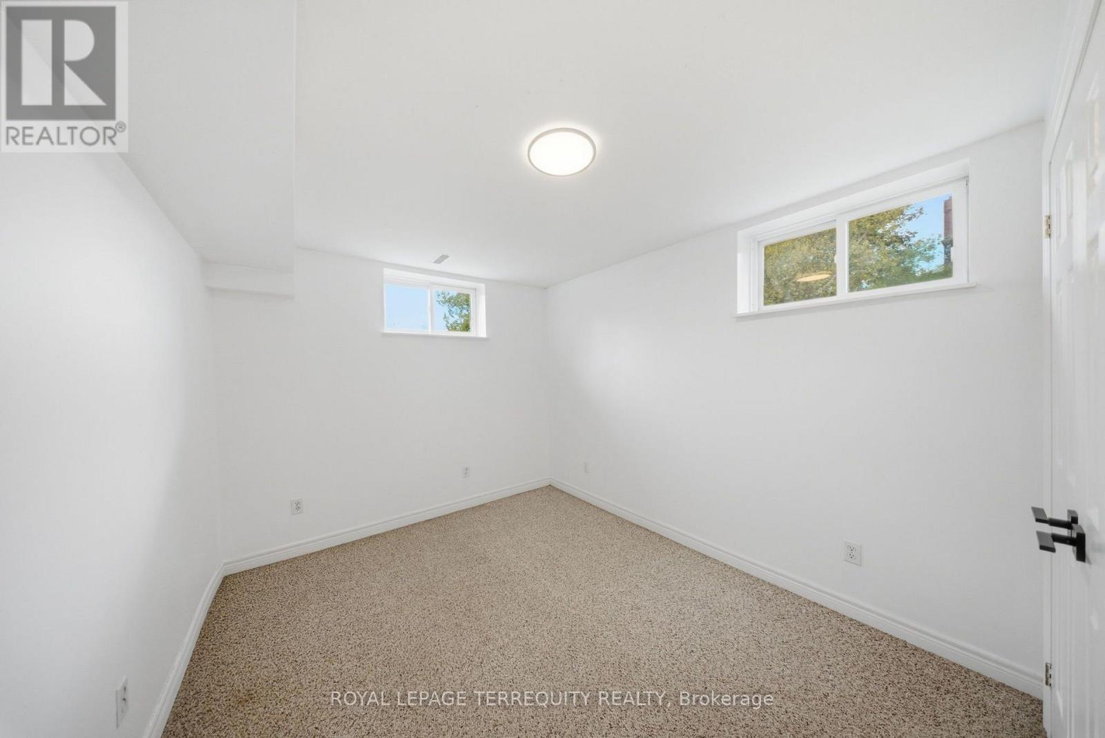 29 Ontoro Boulevard, Ajax, ON photo 36