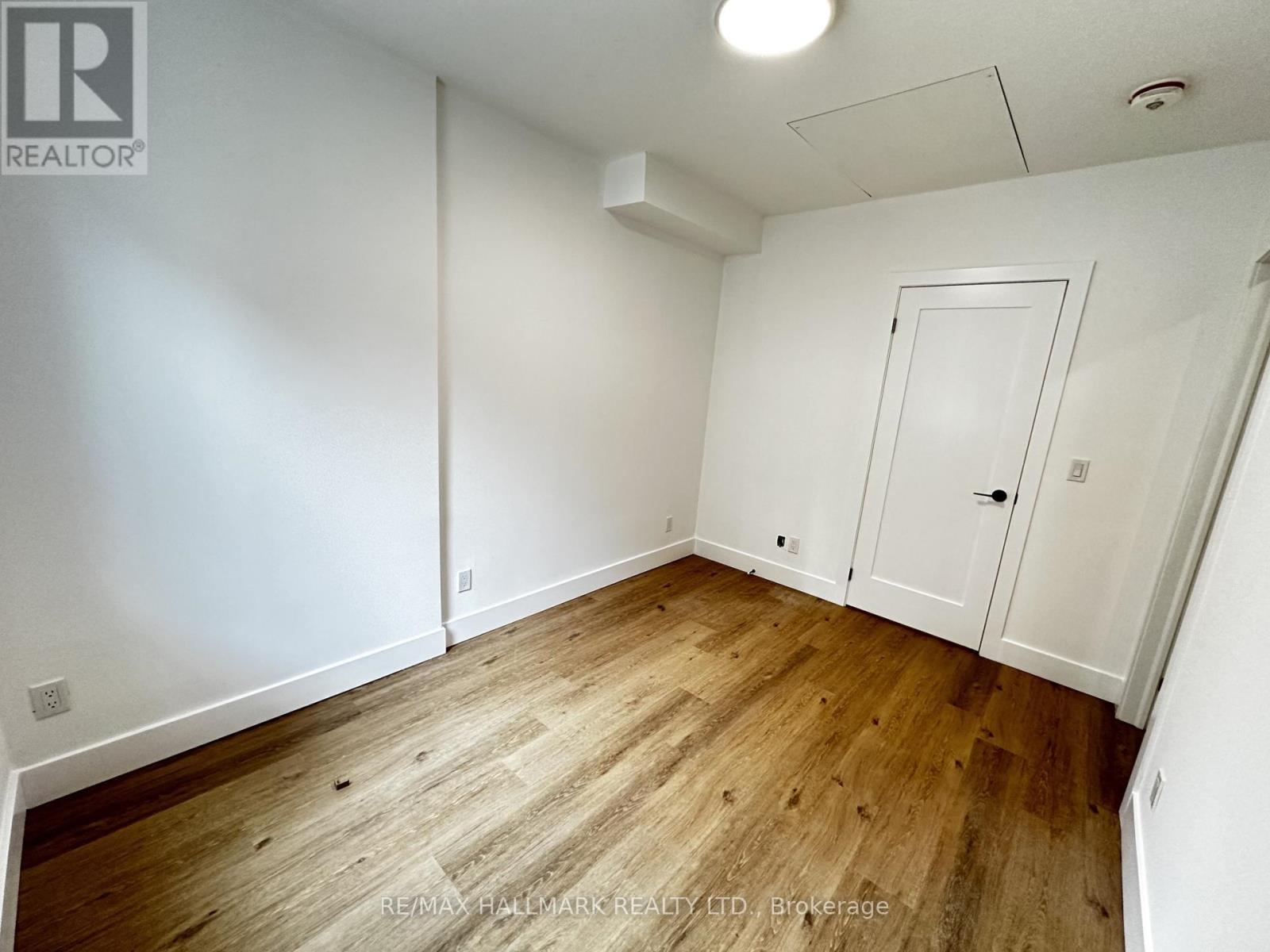 31 Woodfield Road — photo 12