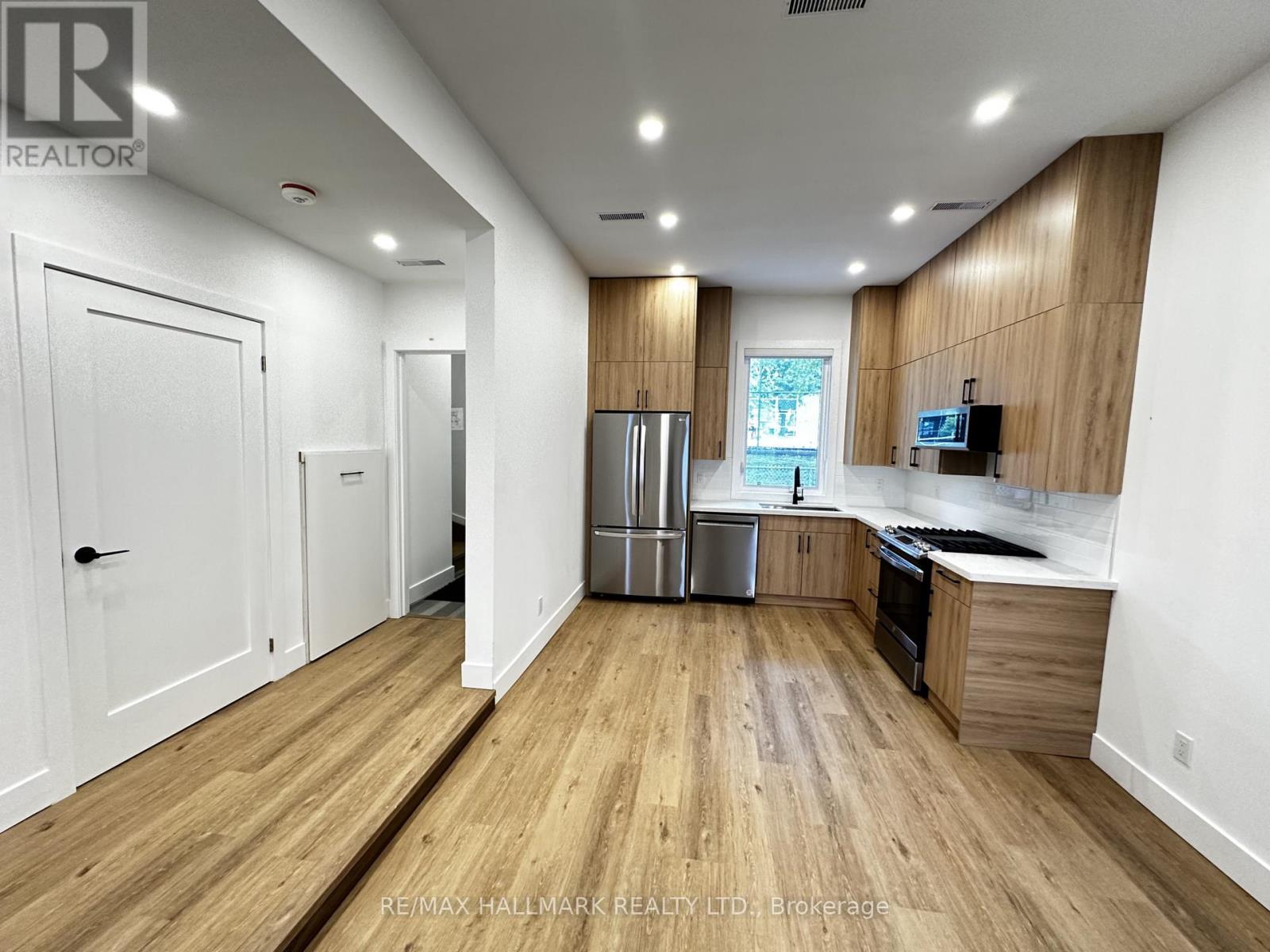 31 Woodfield Road — photo 3