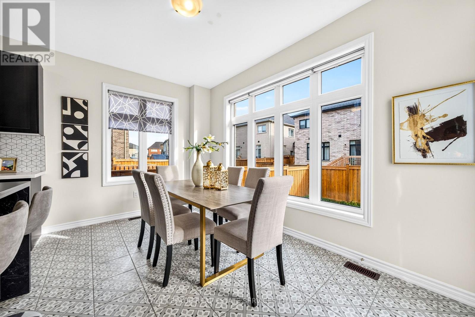 25 Garrett Styles Drive, Georgina, ON photo 22
