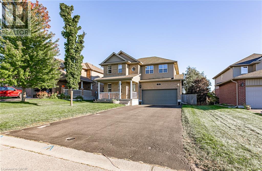 53 Applewood Street — photo 4