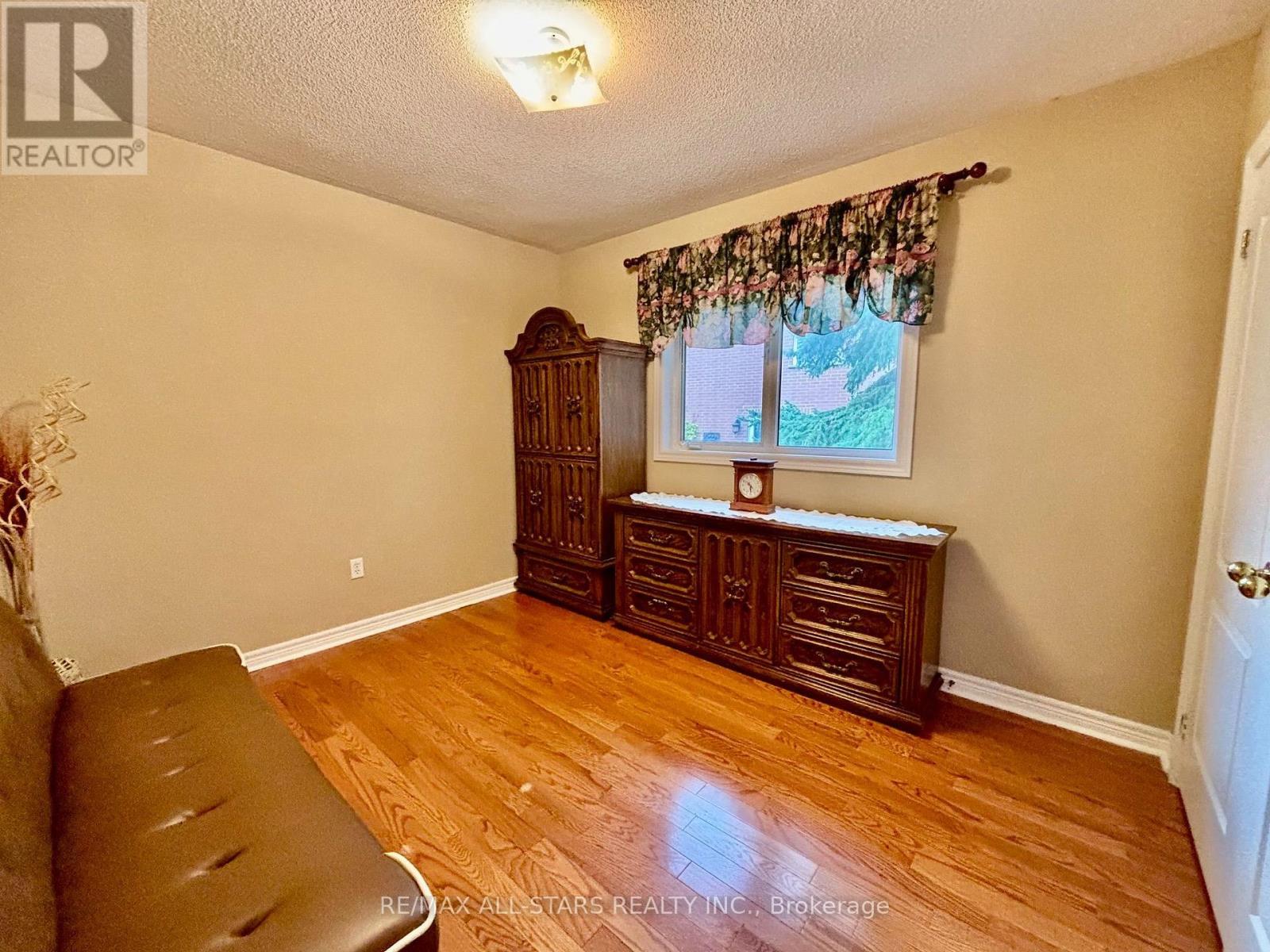 87 Lori Avenue, Whitchurch-Stouffville, ON photo 24