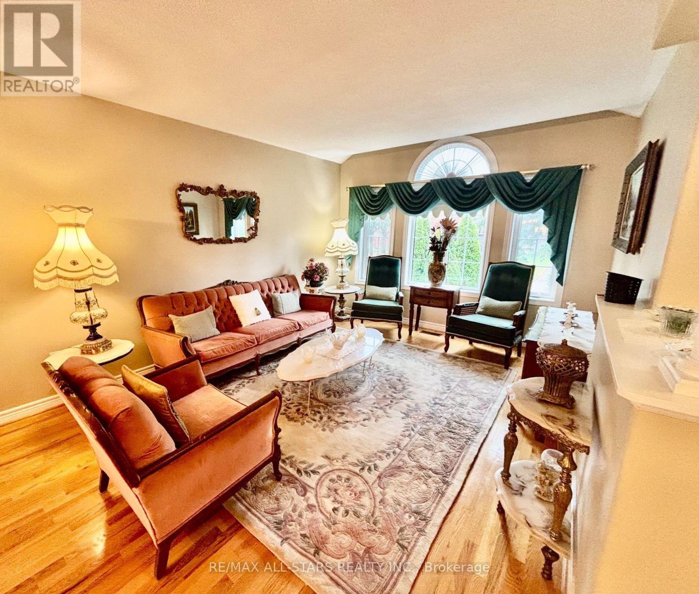 87 Lori Avenue, Whitchurch-Stouffville, ON photo 8
