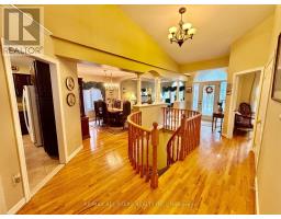 Laundry room - 87 Lori Avenue, Whitchurch Stouffville, ON L4A1K1 Photo 10