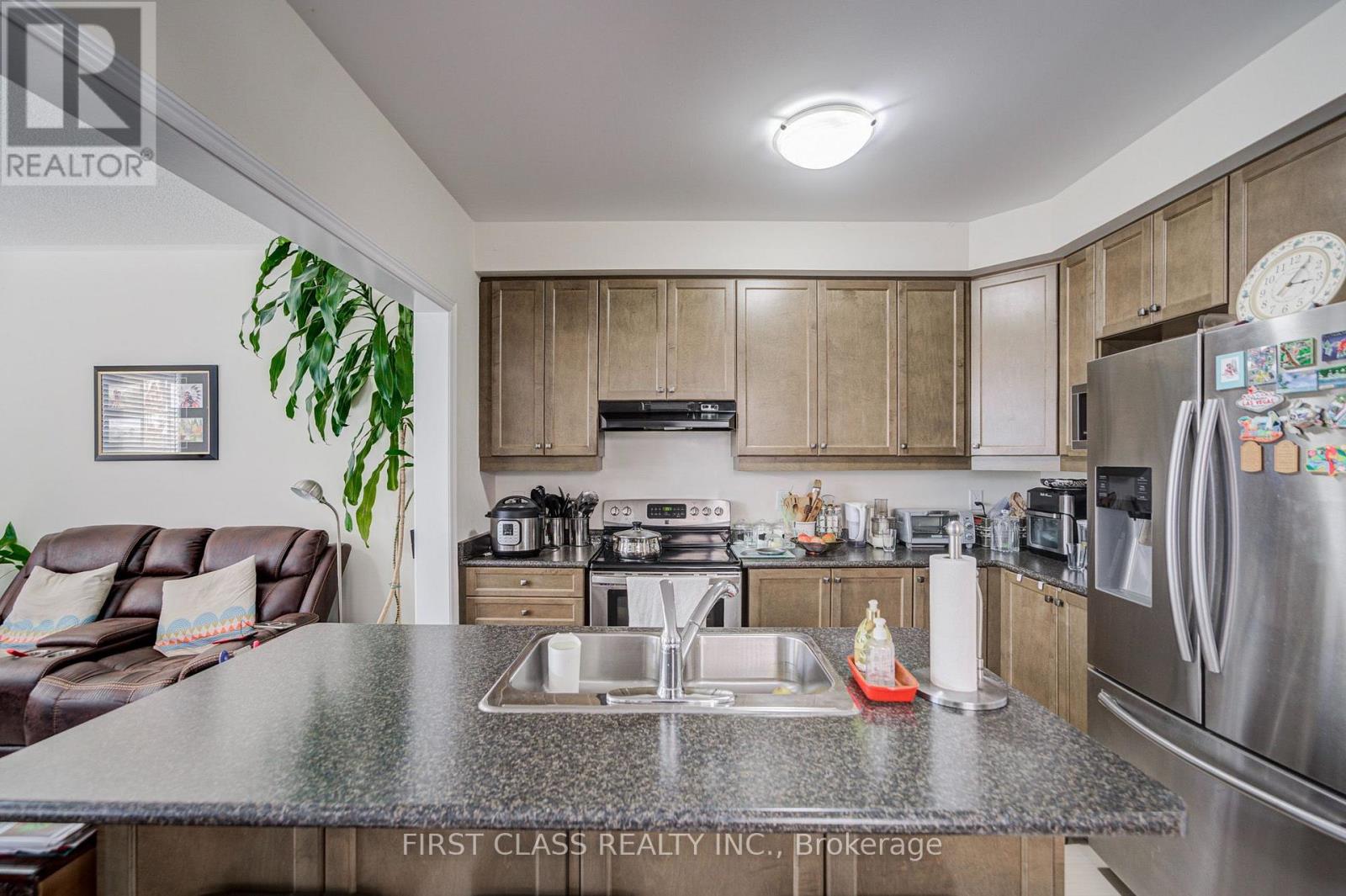 27 Cinemark Avenue, Markham, ON photo 17