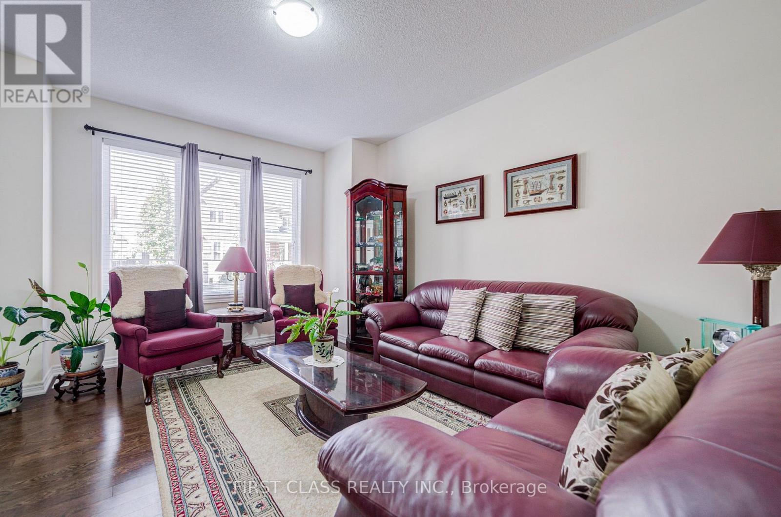 27 Cinemark Avenue, Markham, ON photo 8