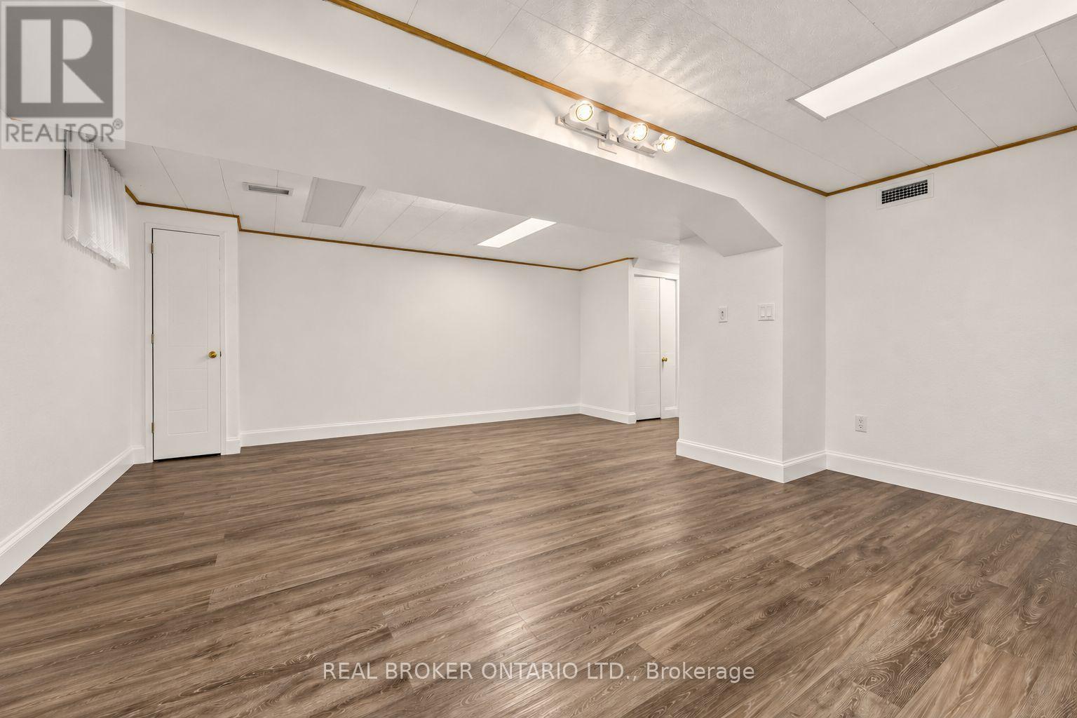 26 White Boulevard, Vaughan, ON photo 30