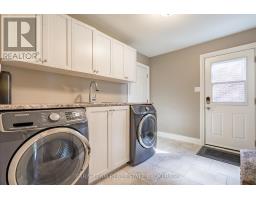 Bedroom - 61 Oakridge Drive, Barrie, ON L4N5N6 Photo 12