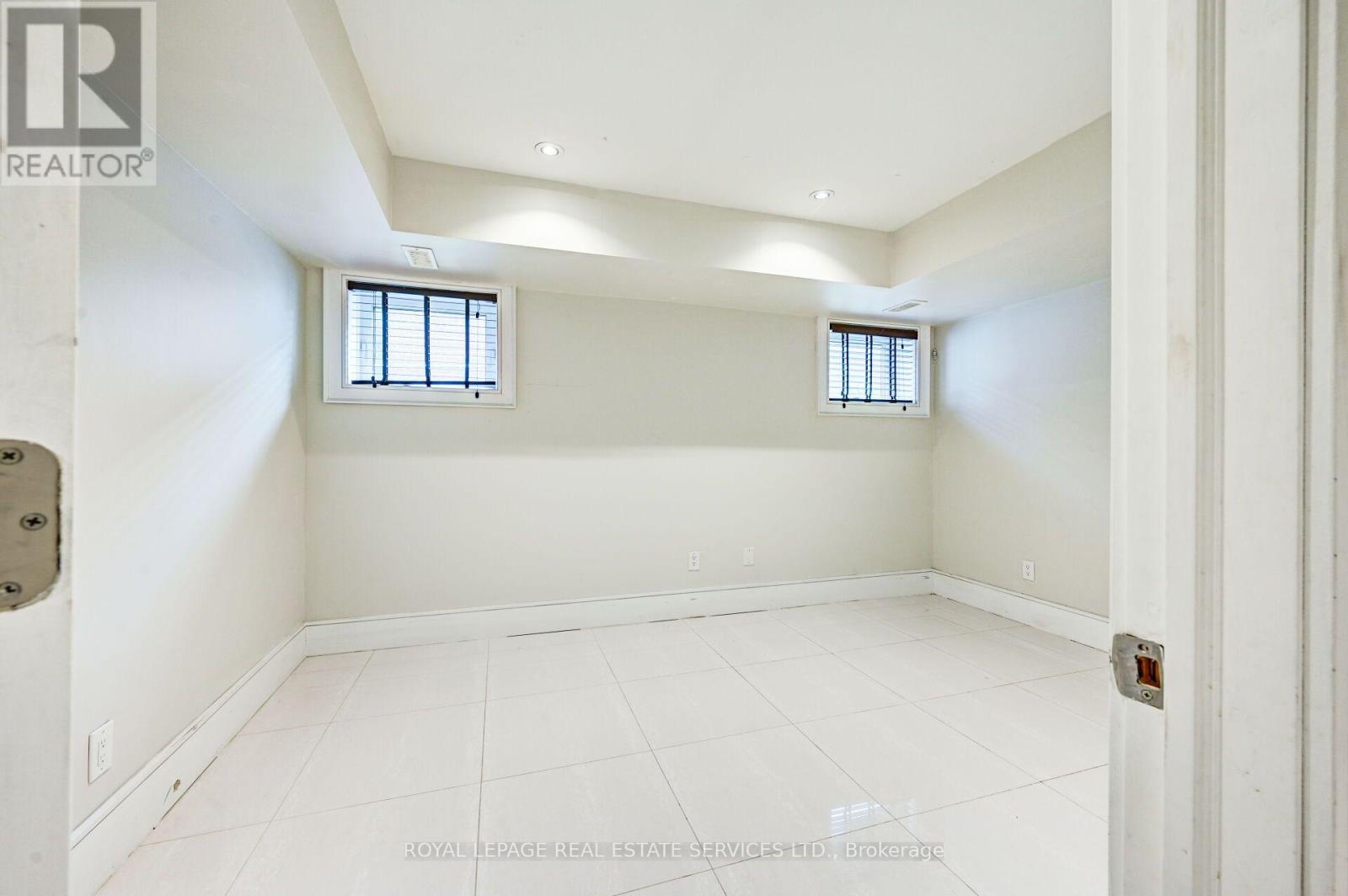 63 Burrows Avenue — photo 19