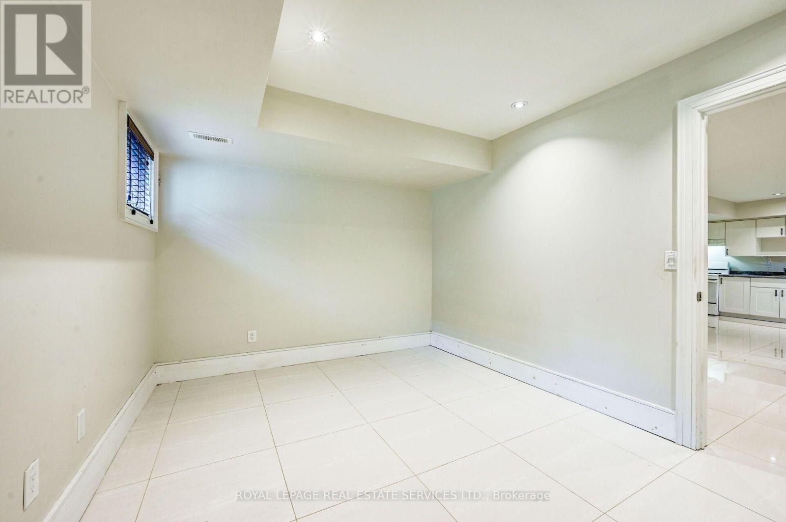63 Burrows Avenue — photo 21