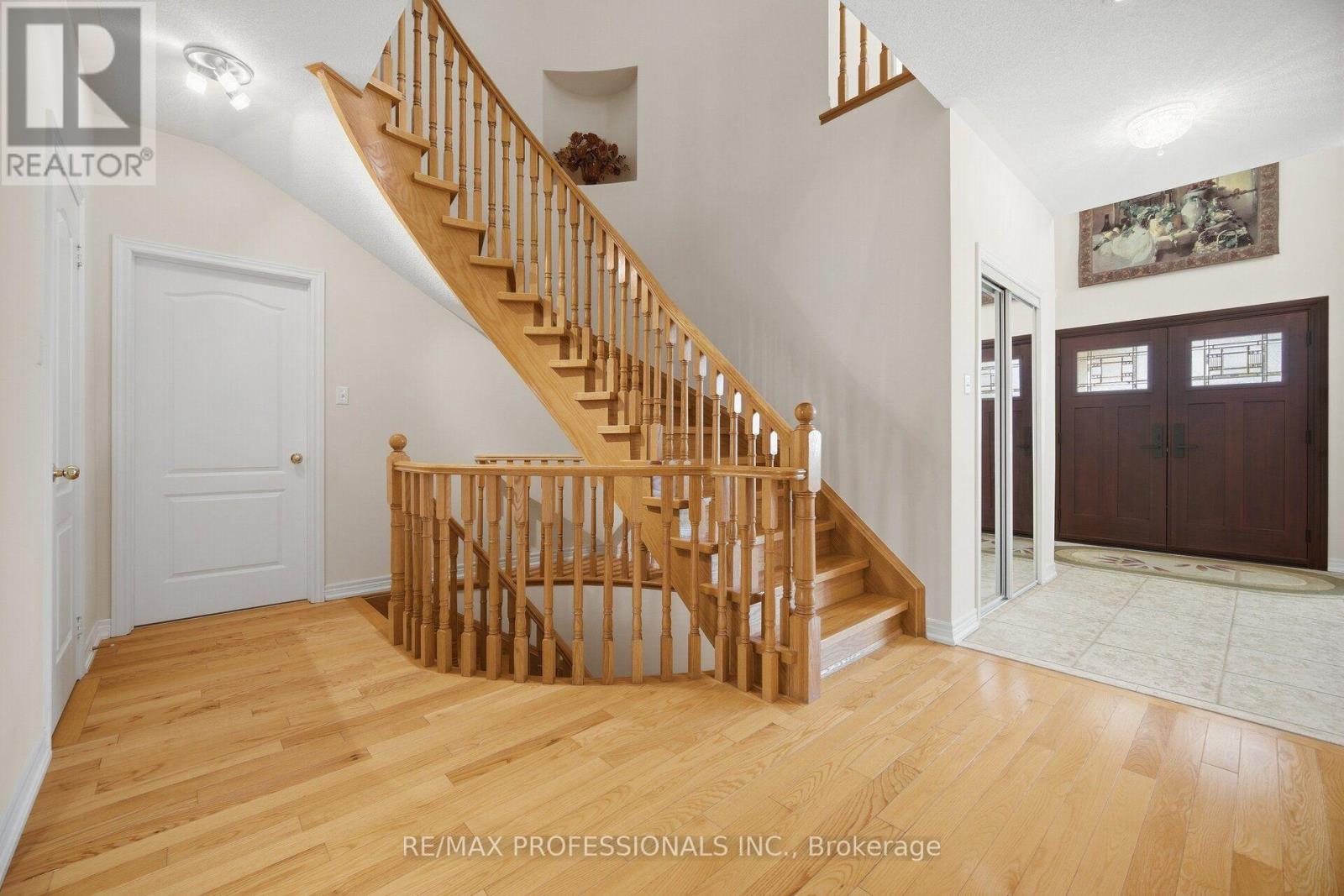 13 Dokkum Crescent, Brampton, ON photo 29