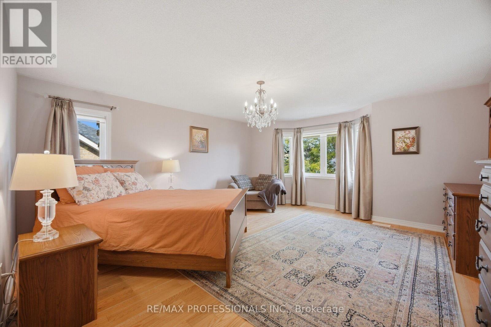 13 Dokkum Crescent, Brampton, ON photo 31
