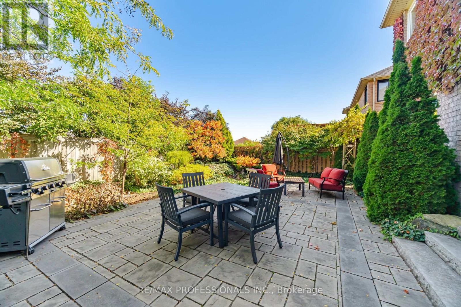 13 Dokkum Crescent, Brampton, ON photo 46