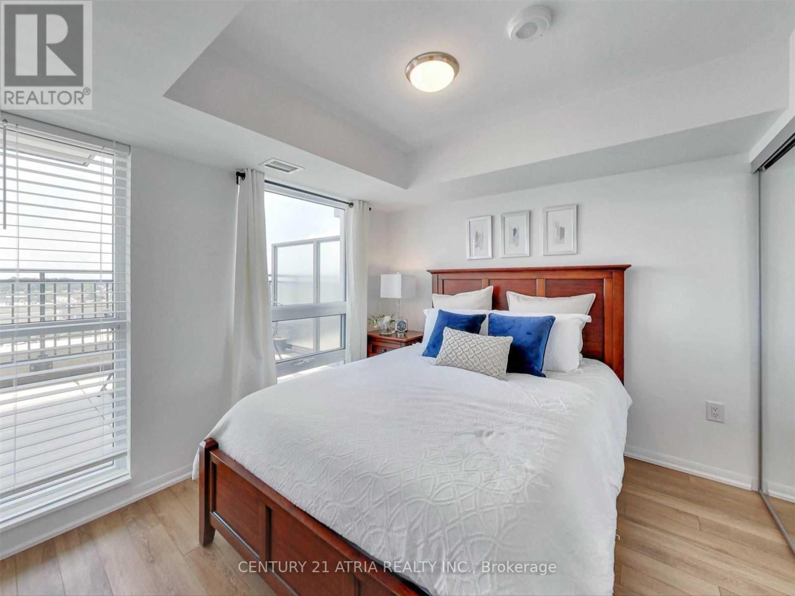 3091 Dufferin Street — photo 14