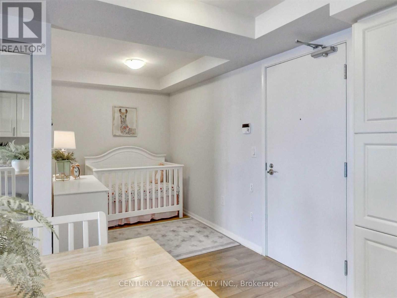 3091 Dufferin Street — photo 7