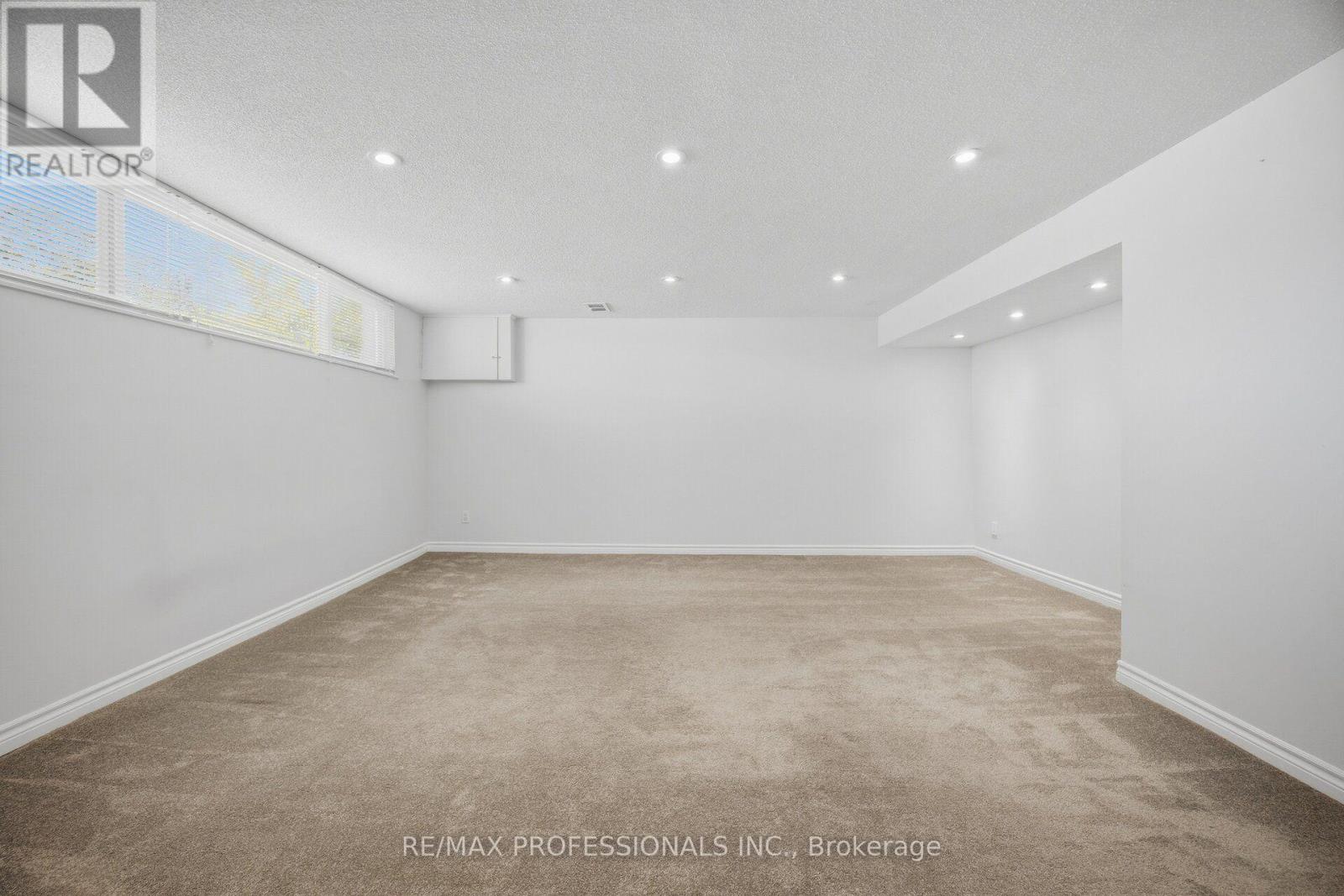 75 Sabrina Drive, Toronto, ON photo 34