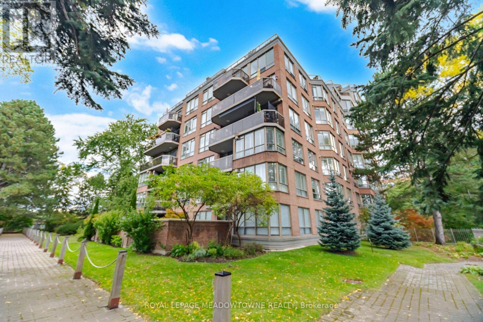 816- 1 Ripley Avenue, Toronto, ON photo 2