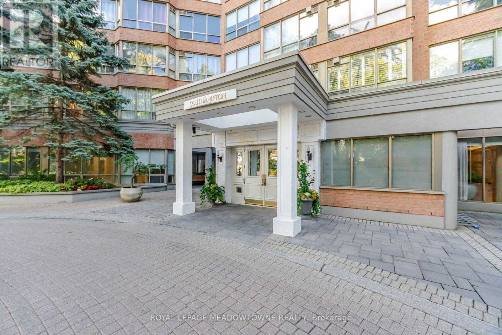 816- 1 Ripley Avenue, Toronto, ON photo 3