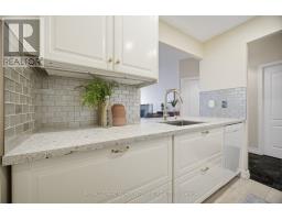 816 - 1 Ripley Avenue, Toronto, ON M6S4Z6 Photo 11