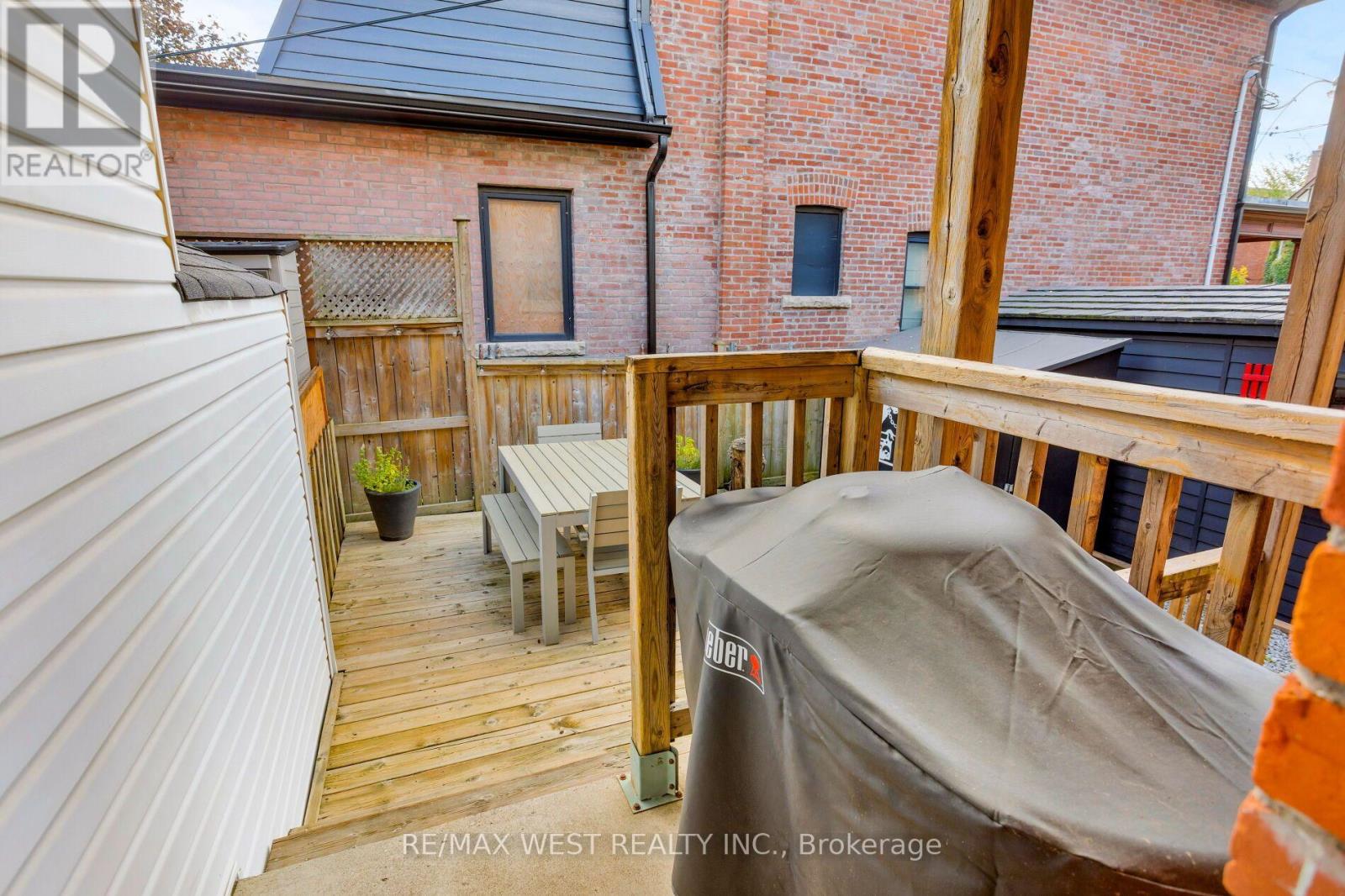 81 Chelsea Avenue, Toronto, ON photo 15