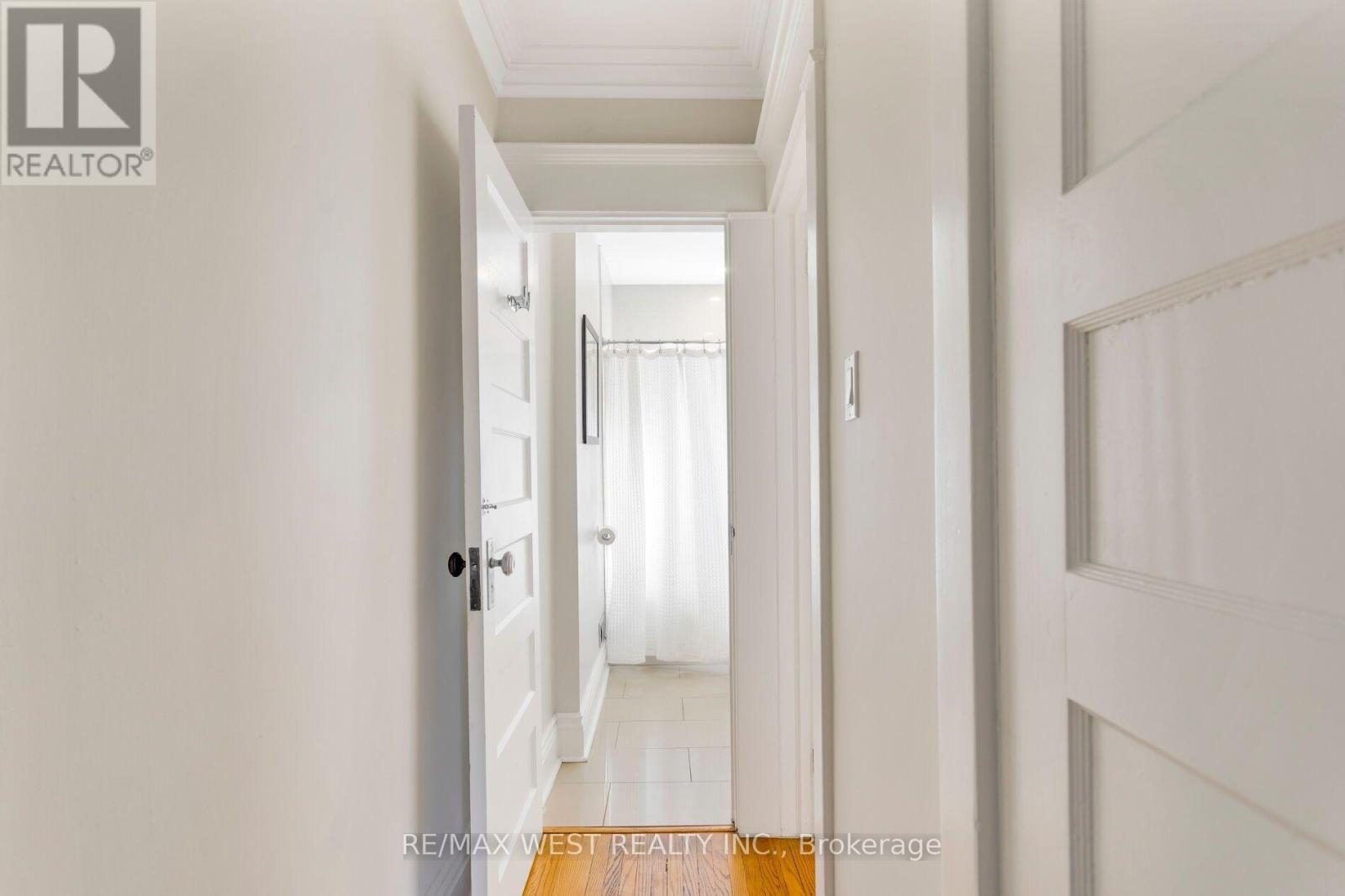 81 Chelsea Avenue, Toronto, ON photo 24