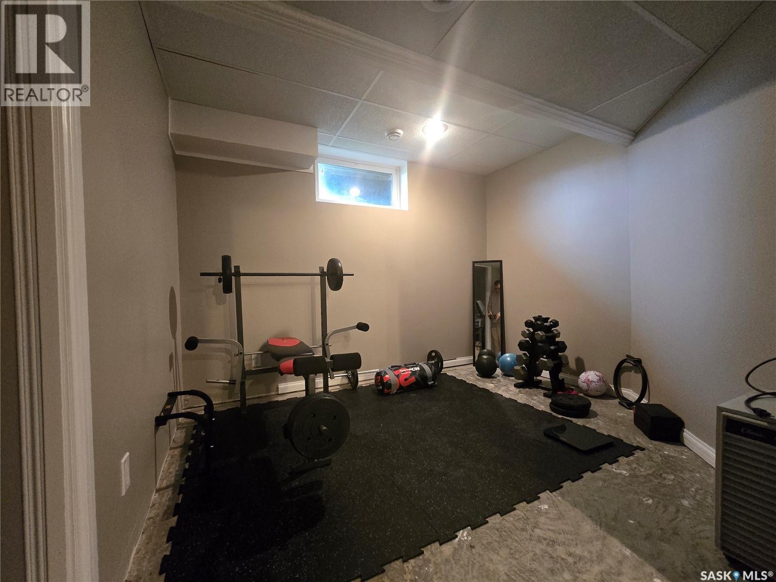 811 JOHNSTON DRIVE - 29