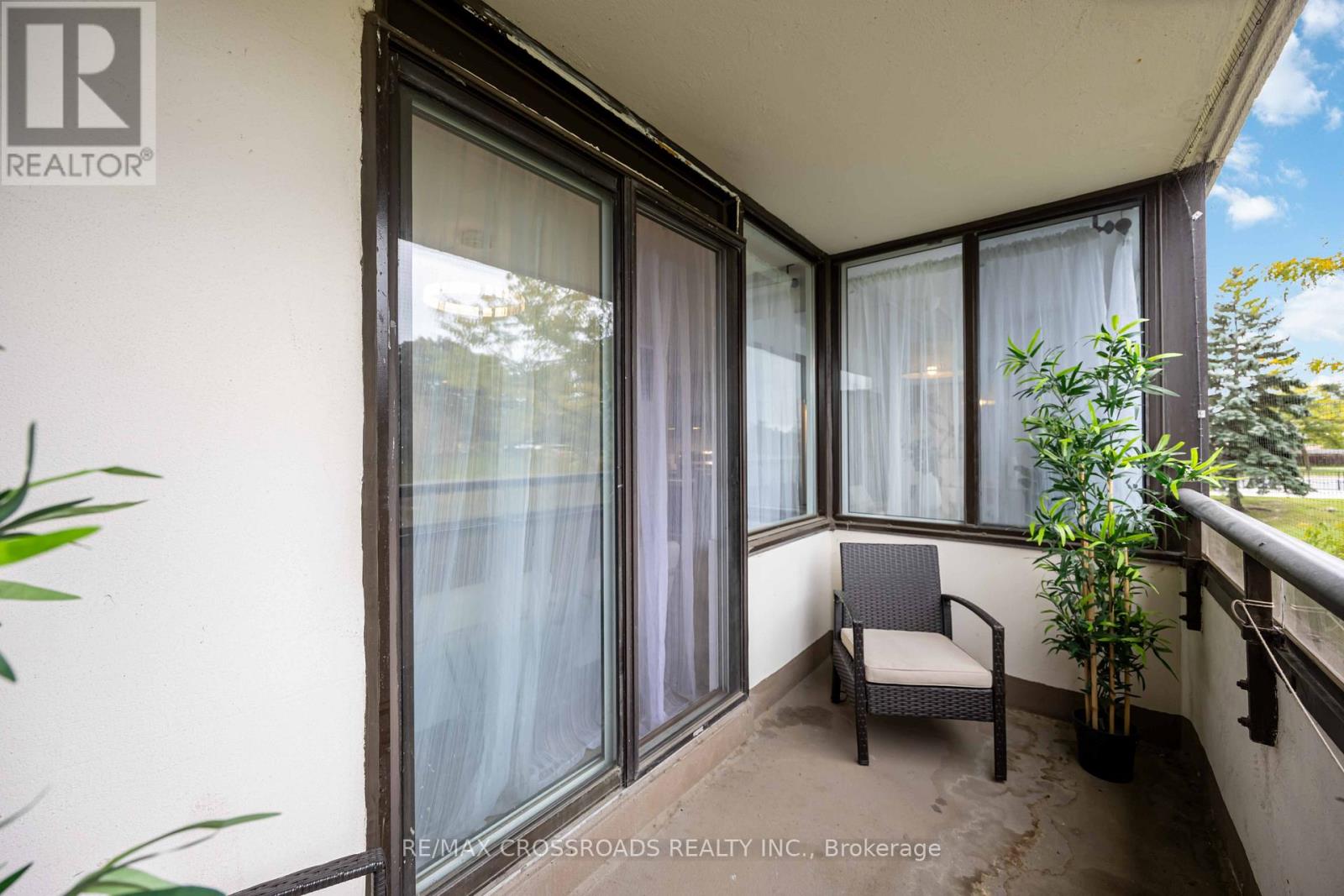 10 Markbrook Lane — photo 37