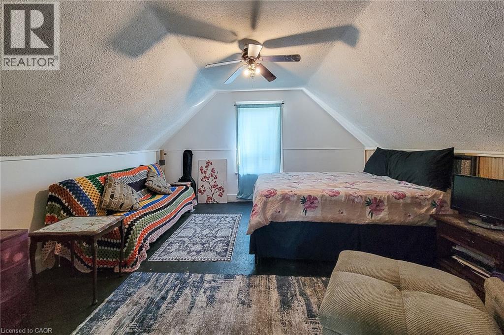 38 Clifford Avenue — photo 33