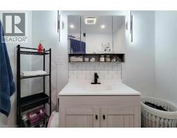 38 Clifford Avenue, Welland, ON L3C2G1 Photo 31