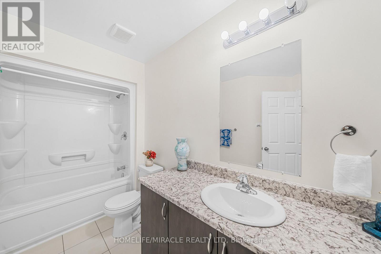 57 Brennan Crescent, Loyalist, ON photo 34