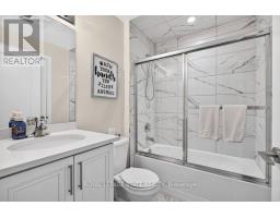 209 - 10 Concord Place, Grimsby, ON L3M0G6 Photo 33