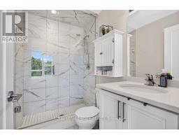 Foyer - 209 - 10 Concord Place, Grimsby, ON L3M0G6 Photo 6