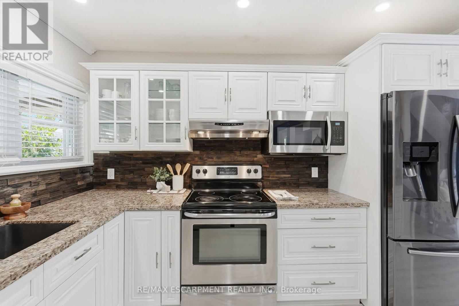 346 Hawkridge Avenue — photo 13