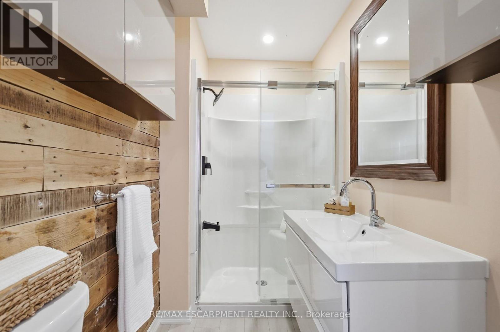 346 Hawkridge Avenue — photo 26