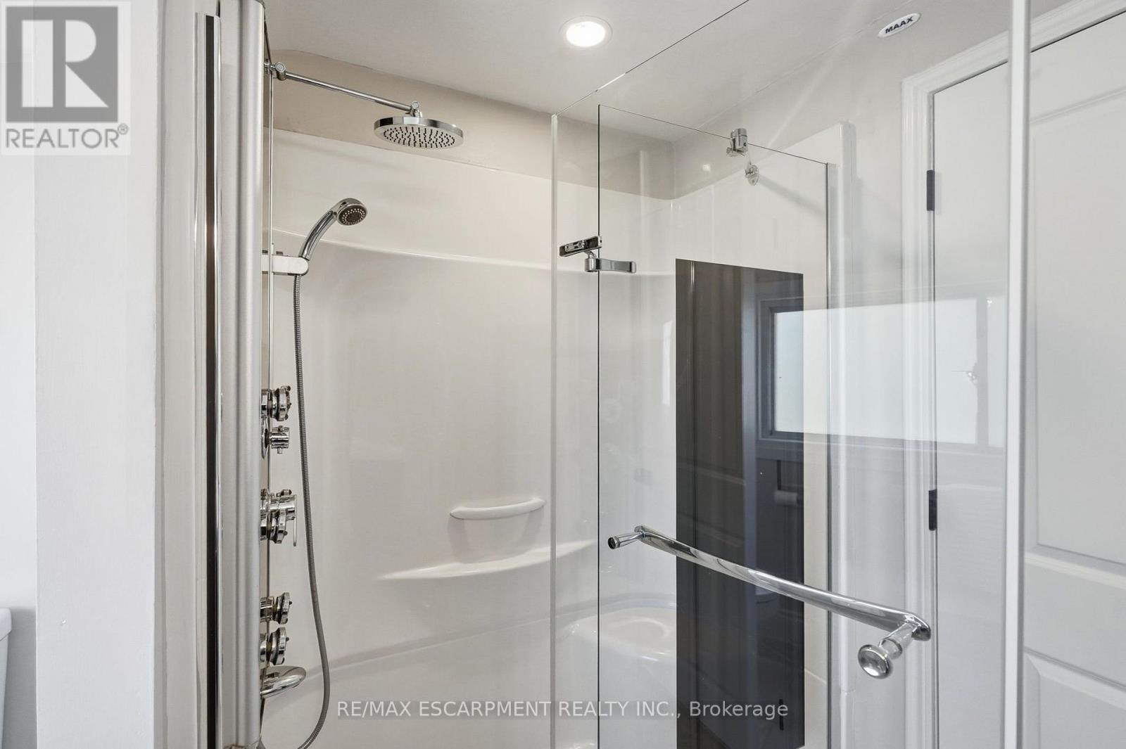 346 Hawkridge Avenue — photo 31