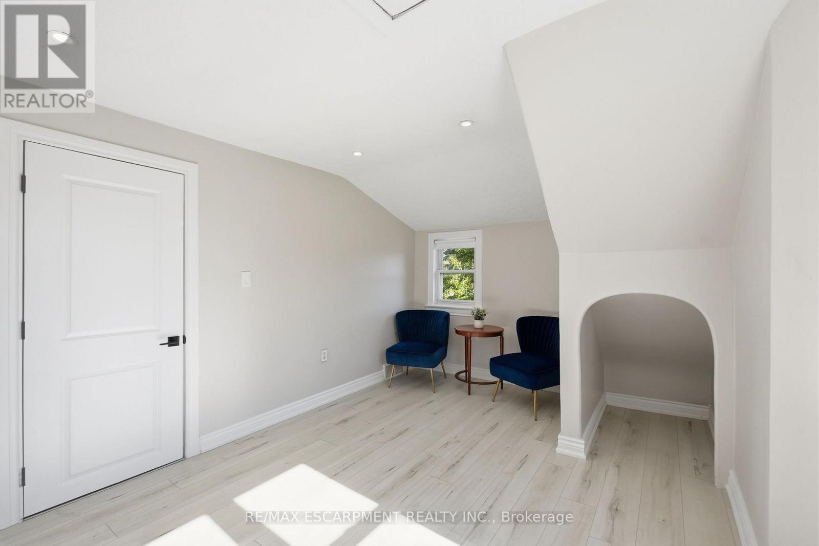 346 Hawkridge Avenue — photo 36
