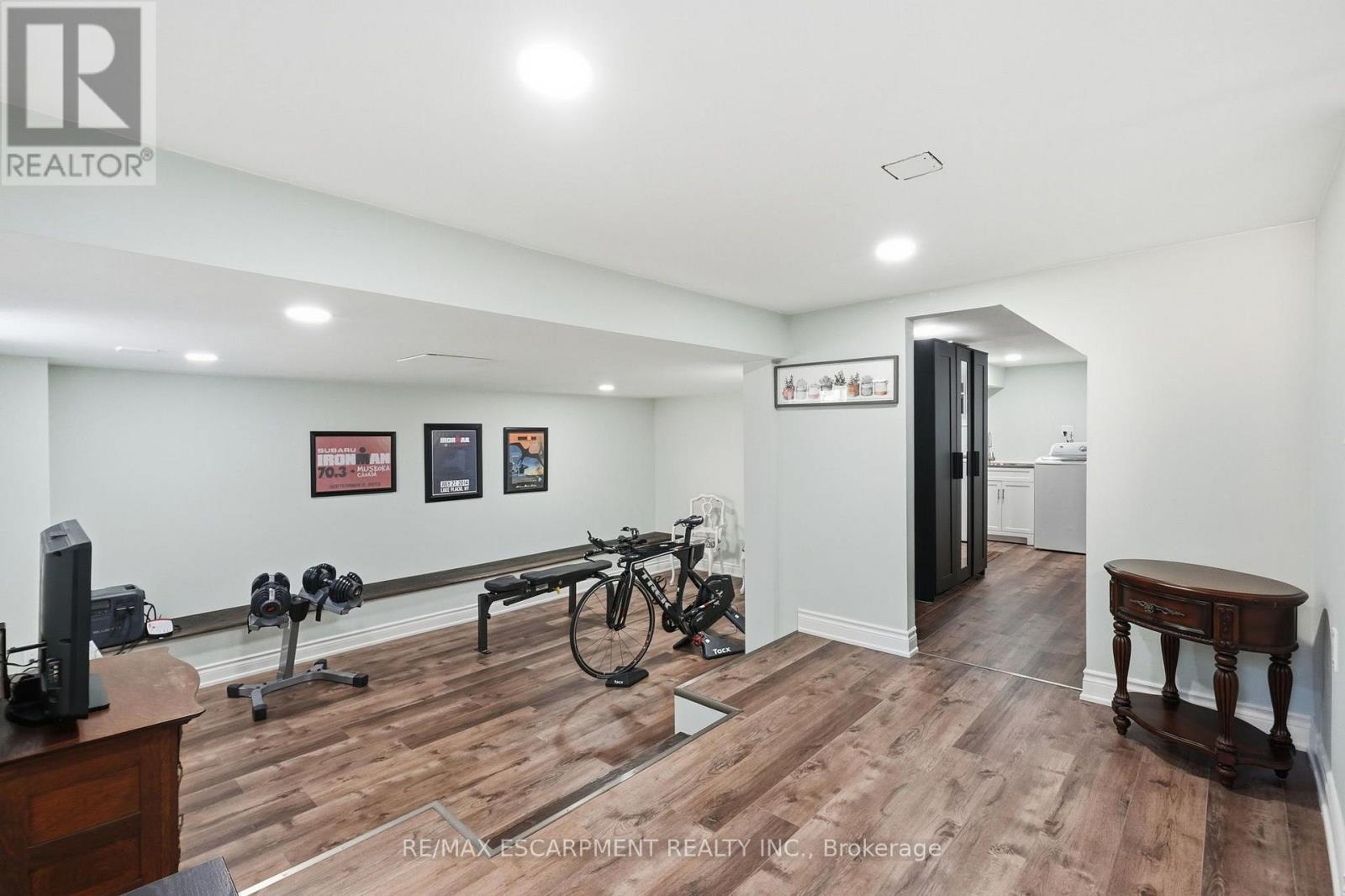346 Hawkridge Avenue — photo 37
