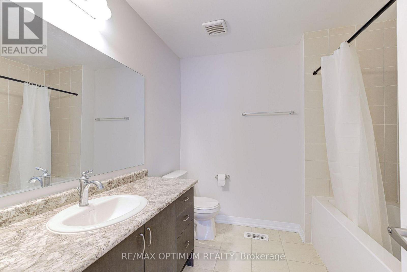 72 Blacklock Street — photo 25