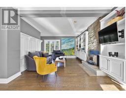 Living room - 555086 Mono Amaranth Townline, Amaranth, ON L9W0T3 Photo 6