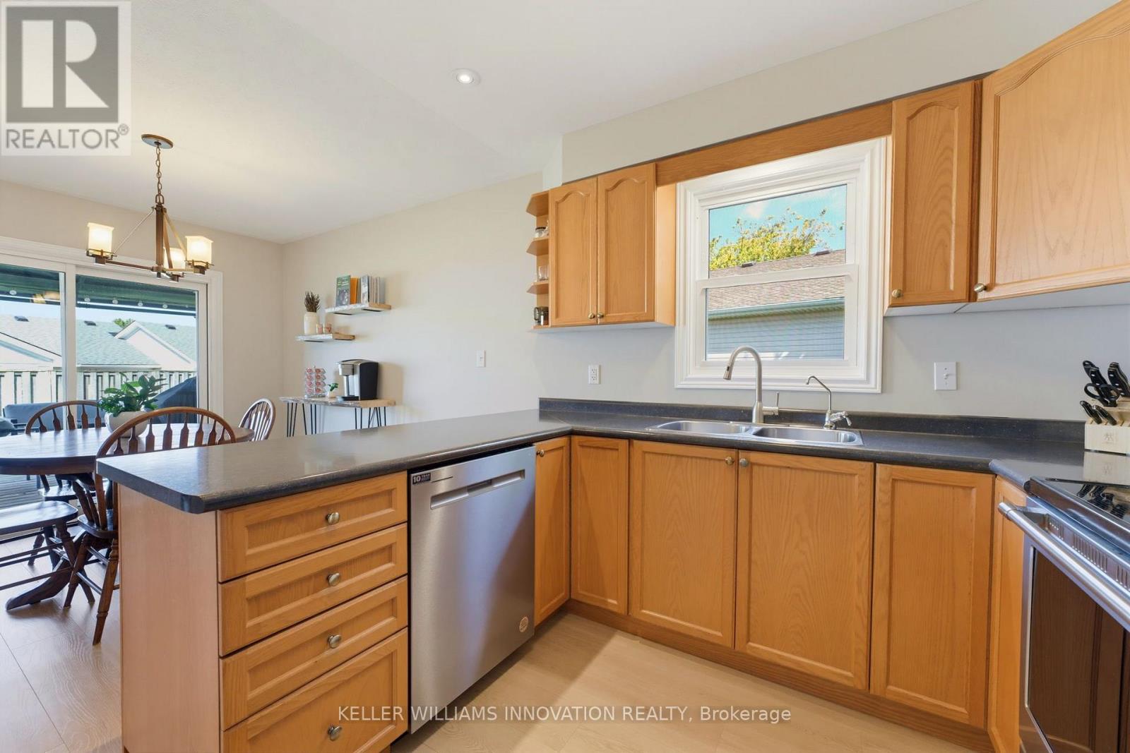 15 BARNETT STREET W - 11