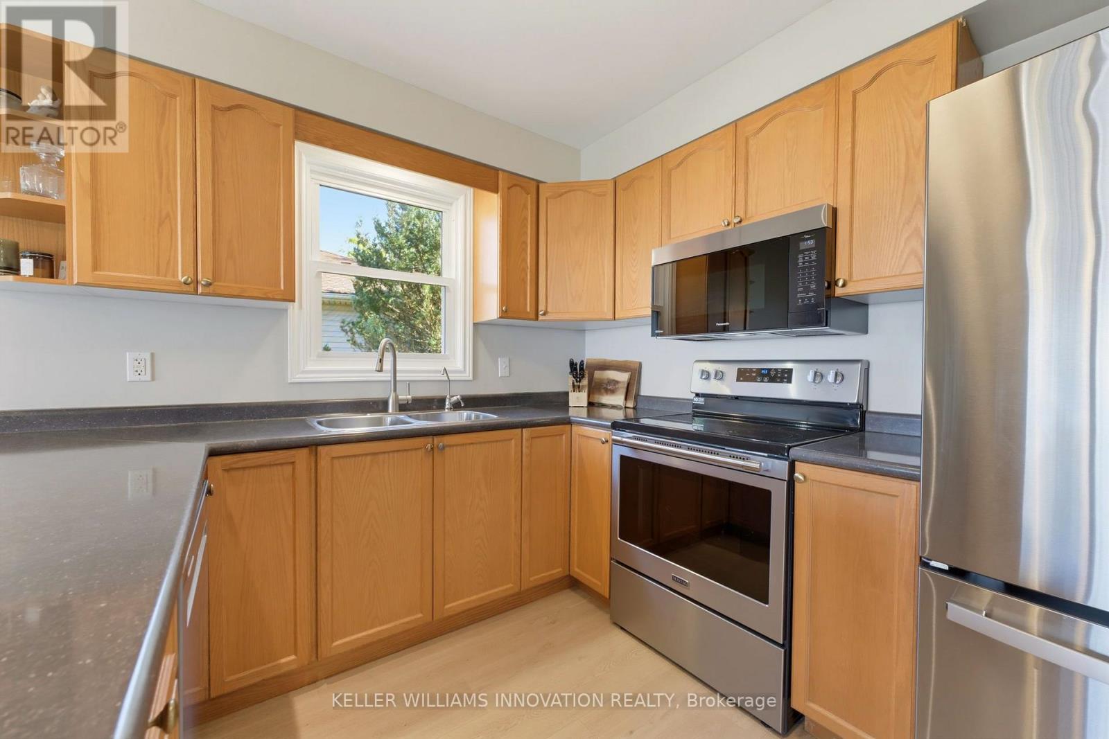15 BARNETT STREET W - 12